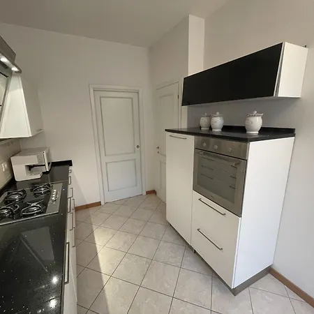 Spazioso - Snodo Urbano Apartment