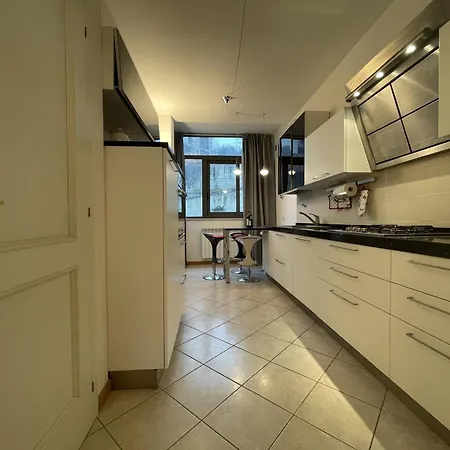 Spazioso - Snodo Urbano Appartement *