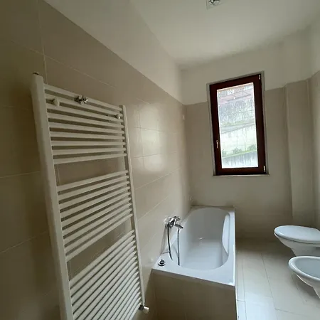 Spazioso - Snodo Urbano Appartement *
