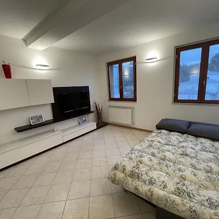 Spazioso - Snodo Urbano Appartement *